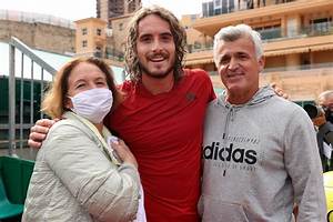 Meet Apostolos Tsitsipas and Julia Apostoli: Stefanos Tsitsipas Parents Details Explored