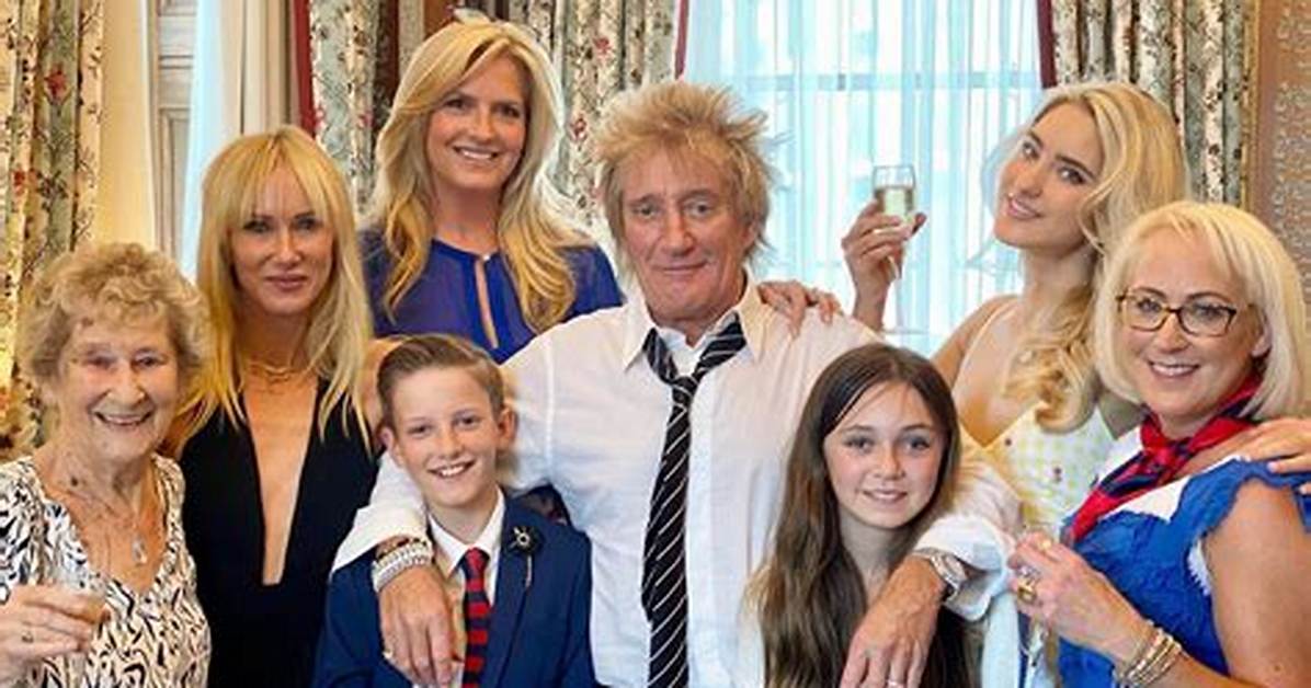 Meet Rod Stewart’s Eight Children and Their Mothers
