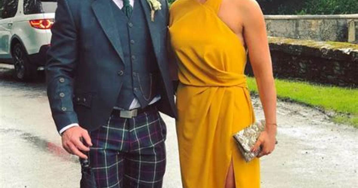 Meet Stuart Hogg Girlfriend or Wife Gillian Smith? More on His Children and Married Life