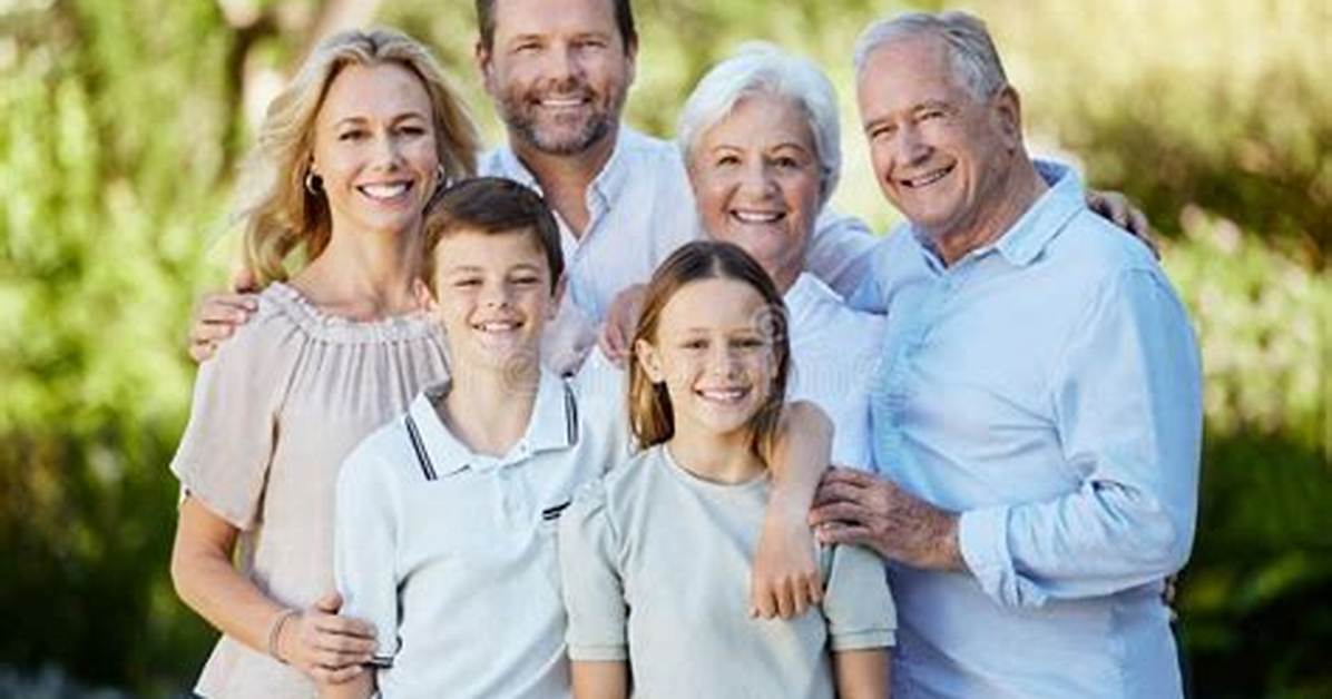 Meet the Beautiful Family of Six of Violet Mcgraw, Her Parents Colin and Jackie Mcgraw Are from California