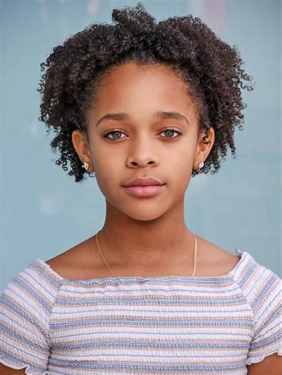 Meet the Upshaws Cast: Journey Christine Wikipedia, Instagram
