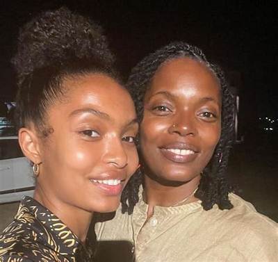 Meet Yara Shahidi Age, Wiki, Biography, Parents