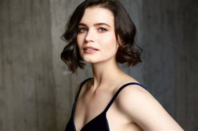 Meganne Young (Actress)Bio, Wiki, Age, the Kissing Booth 2, Ben Barnes, Net Worth and Movies.