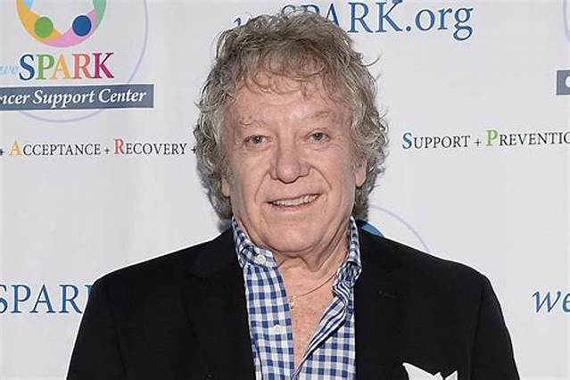 Michael Cole (Actor) Biography, Age, Wiki, Height, Daughter, Wife, Net Worth and Mod Squad