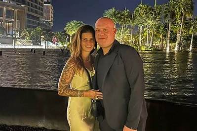 Michael Van Gerwen Wife, Is He Married to Daphne Govers? Net Worth