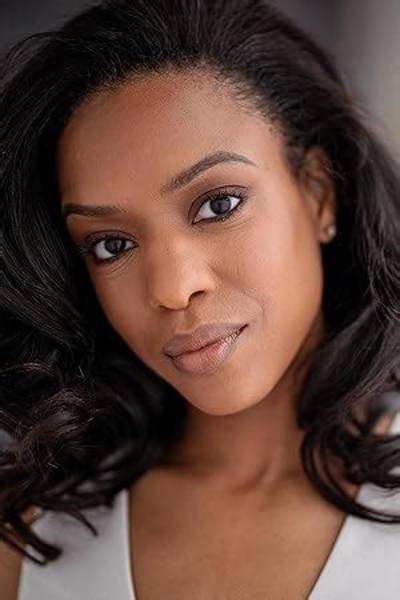 Michelle Mitchenor Bio, Age, Fiance, Movies and Tv Shows, Lethal Weapon and Tales