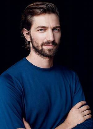 Michiel Huisman Children: Does Michiel Huisman Have Kids?