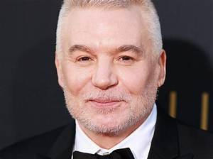 Mike Myers Bio, Net Worth, Wife, Age, Family, Awards, Height, Career