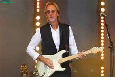 Mike Rutherford’s Net Worth, Biography, Career, Awards, Fact and Life Story