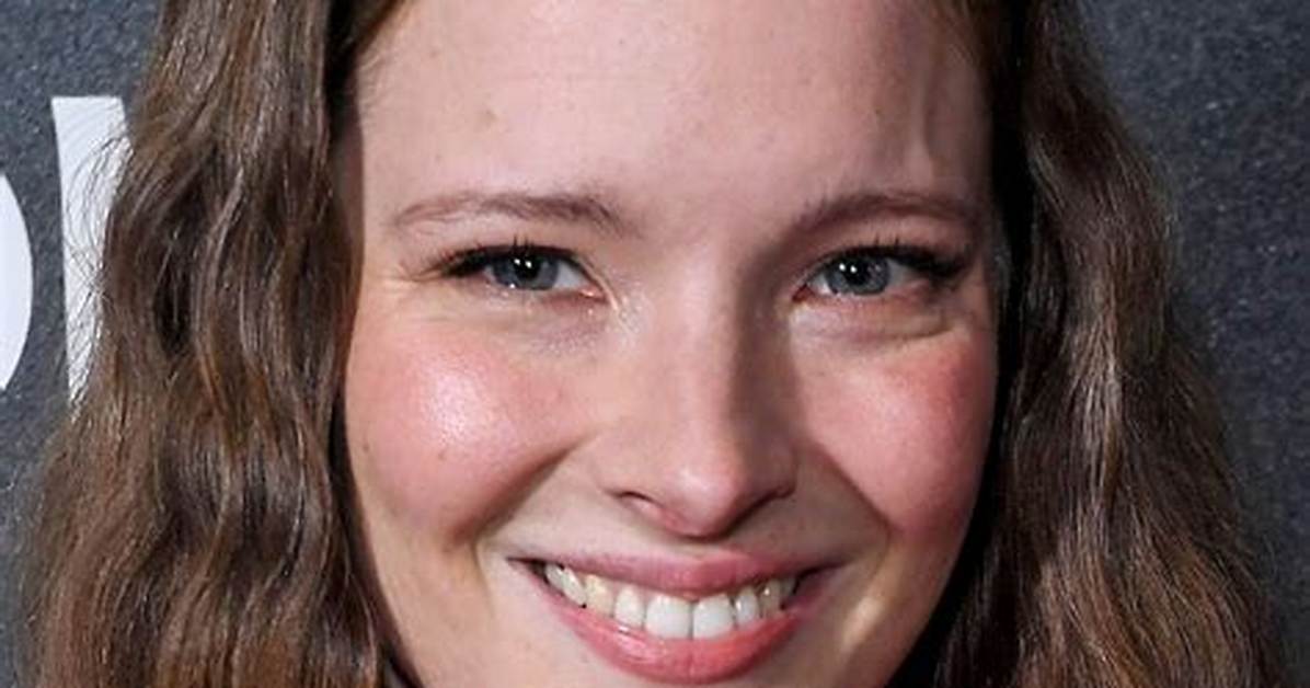 Morfydd Clark Age: How Old Is Morfydd Clark?