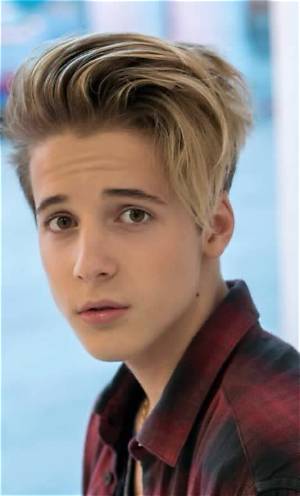 Moritz Di Matteo Height, Weight, Net Worth, Age, Birthday, Wikipedia, Who, Nationality, Biography