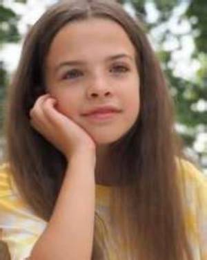 Naia Guz Sanchez Height, Weight, Net Worth, Age, Wiki, Who, Instagram, Biography