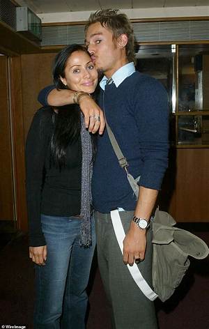 Natalie Imbruglia Boyfriend After Divorce with Daniel Johns: Net Worth