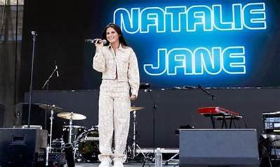 Natalie Jane Age: 10 Facts on American Singer