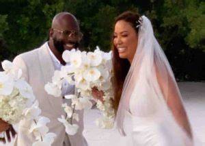 Nathan Morris Is Married to Wife: Toyanna Morris. Kids.