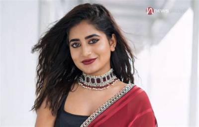 Nayani Pavani Height, Weight, Net Worth, Age, Birthday, Wikipedia, Who, Nationality, Biography