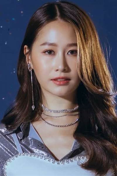 Neen Suwanamas Age, Wikipedia, Biography, Height, Weigh, Net Worth and More