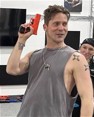 Neil Newbon Height, Weight, Net Worth, Age, Birthday, Wikipedia, Who, Instagram, Biography