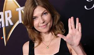 Nicole De Boer Net Worth, Income, Salary, Earnings, Biography