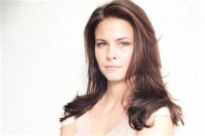 Nicolette Langley Wikipedia, Age, Biography, Height, Boyfriend, Instagram