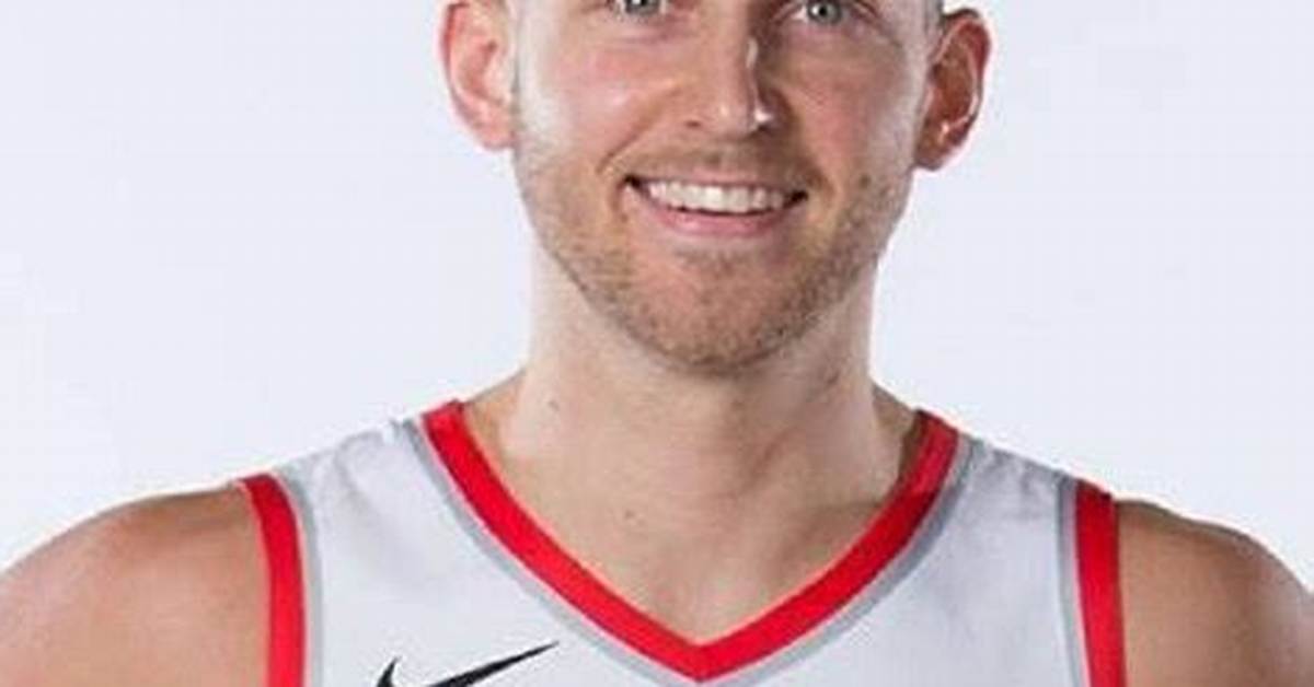 Nik Stauskas Age, Wiki, Biography, Wife, Children, Salary, Net Worth, Parents
