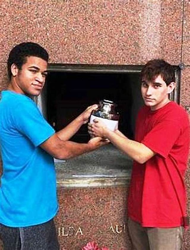 Nikolas Cruz Ethnicity & Family Background: Is He Racist? Parkland Shooter