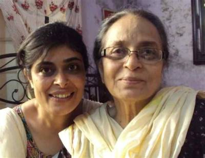Nimra Bucha Parents: Who Are Nimra Bucha Parents?