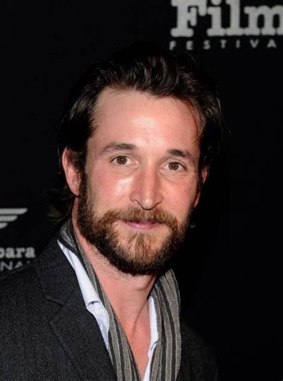 Noah Wyle’s Net Worth, Age, Height, Weight, Wife, Kids, Bio-Wiki