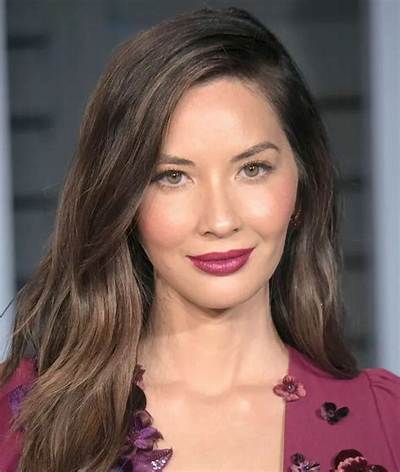 Olivia Mcdowell Height, Weight, Net Worth, Age, Birthday, Wikipedia, Who, Nationality, Biography