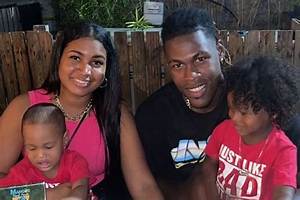Oneil Cruz Wife: Is Oneil Cruz Married?