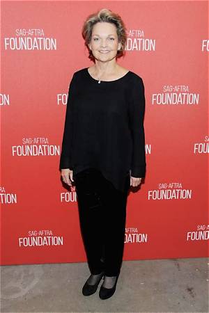 Pamela Reed Bio, Wiki, Age, Height, Husband, Movies, Tv Shows, and Net Worth.