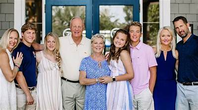Pat Schottenheimer: Marty Schottenheimer Wife and Family Facts to Know