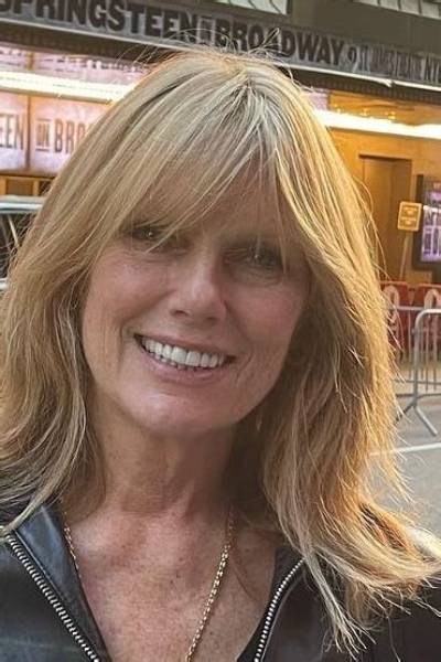 Patti Hansen Bio, Wiki, Age, Height, Family, Husband, Keith Richards, Kids, Movies and Net Worth