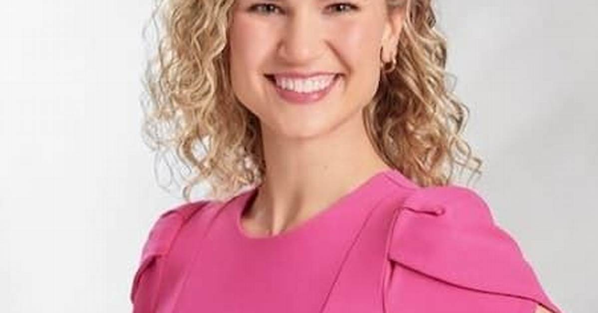 Payton Domschke Bio, Wiki, Age, Birthday, Height, Husband, Family, Wvec-Tv, Salary, and Net Worth.