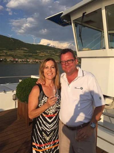 Peggy Kusinski-Kinander Net Worth, Income, Salary, Earnings, Biography