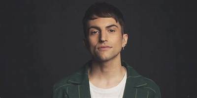 “Pentatonix” Singer Mitch Grassi’s Wiki: Weight Loss, Cancer, Married, Gay, Net Worth, Boyfriend