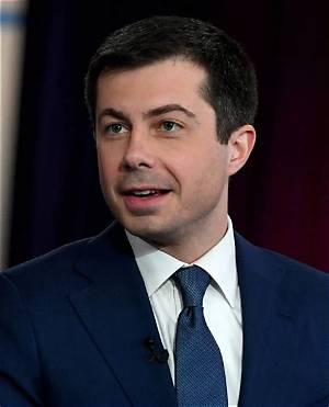Pete Buttigieg (Mayor) Biography, Wiki, Age, Net Worth, Height, Husband, Education, Donations, Wife, Military, Married, Father, President, and Quotes