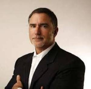 Phil Bronstein Biography, Wiki, Age, Height, Family, Wife, Journalist, Career, Salary, and Net Worth