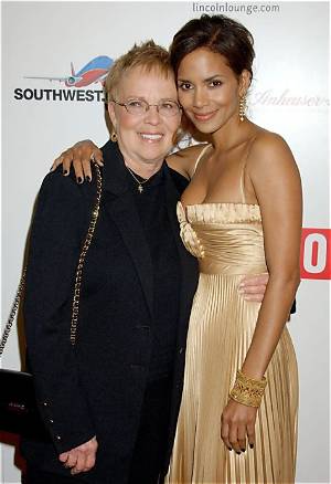 Photos: Who Are Halle Berry Parents? Meet Her Father Jerome Jesse Berry & Mother Judith Ann Hawkins