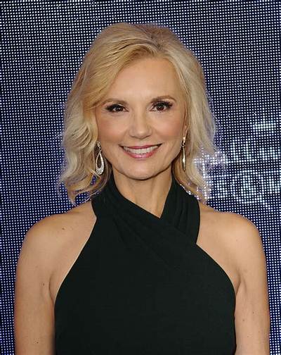 Pointers to How Teryl Rothery Achieved Fame as an Actress and Who She Is Dating Now