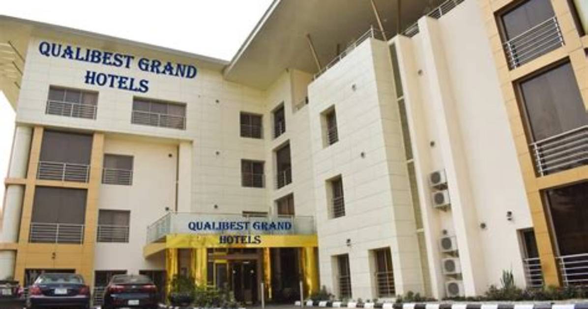 Qualibest Grand Hotel, Utako