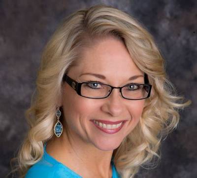 Rebecca Friedrichs: Age, Husband, Net Worth, Wiki, Biography, Family, Book, Son, Birthday
