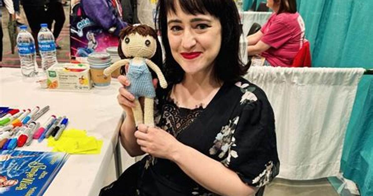 Rebecca Robin Wikipedia, Biography, Age, Height, Boyfriend, Instagram