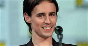 Reeve Carney’s Net Worth, Biography, Career, Awards, Fact and Life Story