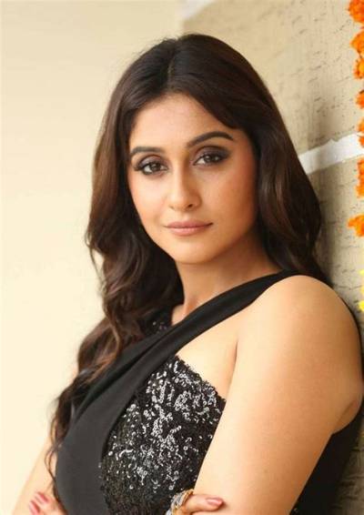 Regina Cassandra Height, Age, Weight, Wiki, Biography, Boyfriend, Profile