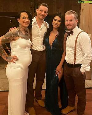 Renee Michelle: Age, Birthday, Wedding, Husband, Height, Wwe, Net Worth, Wiki, Bio, Parents & More