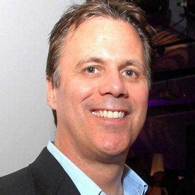 Richard Roeper Bio, Wiki, Age, Height, Net Worth, Reviews, Wife, Podcast and Film Critic