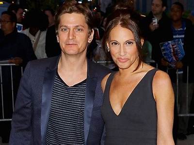Rob Thomas – Biography, Wife (Marisol Maldonado), Son, Age, Height