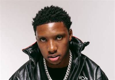 Rob49 Girlfriend: Who Is the Rapper Dating?