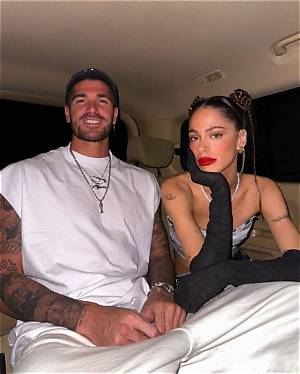 Rodrigo De Paul Wife or Girlfriend Tini Stoesse: Does He Have a Son? Family and Ethnicity